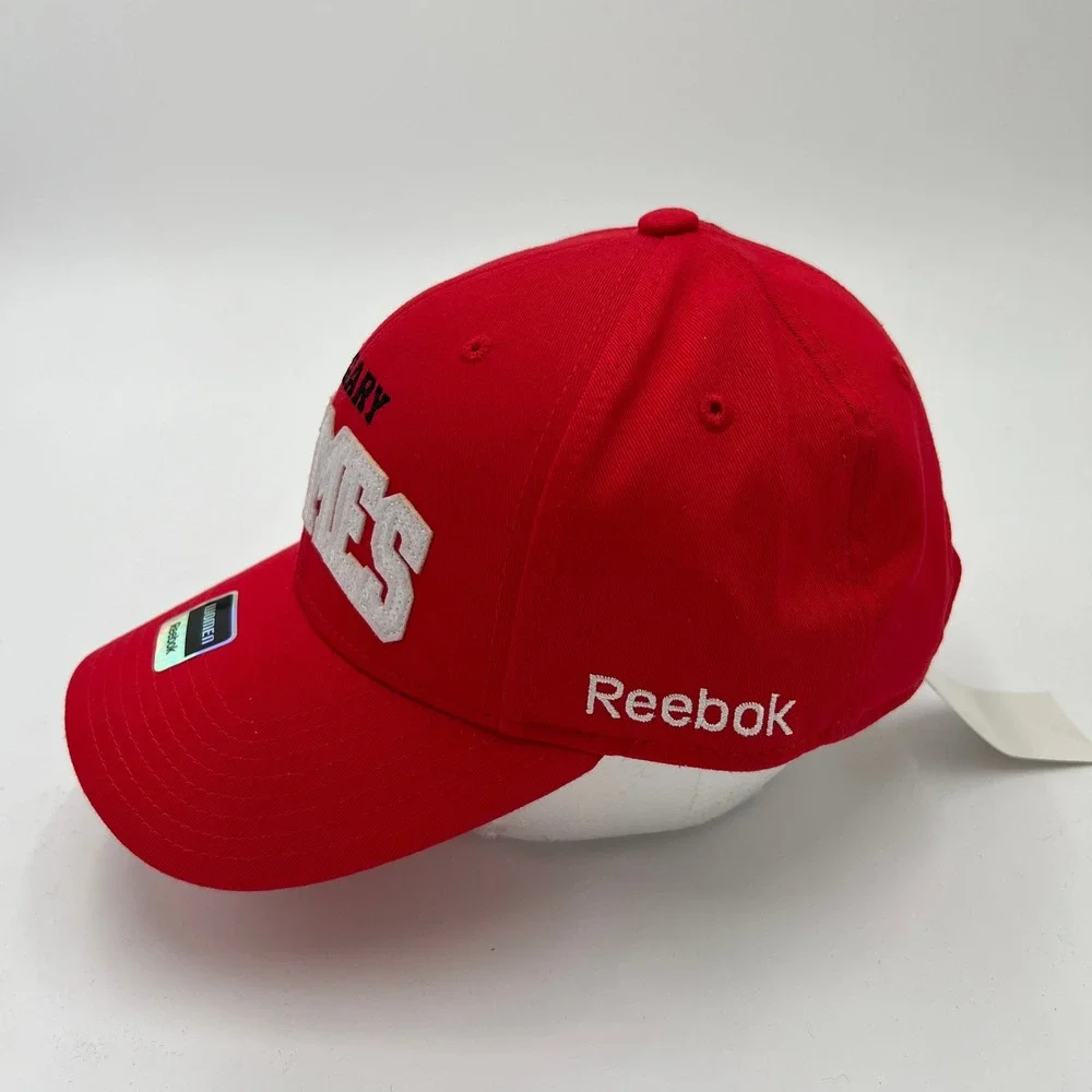 Reebok Calgary Flames NHL Womens Snapback Hat Red Cotton Face Off‎ Headwear